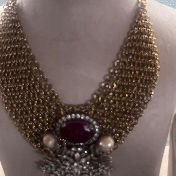 Antique Gold Kundan & Polki Mesh Necklace Set with Ruby and Pearl - Picture 15 of 16